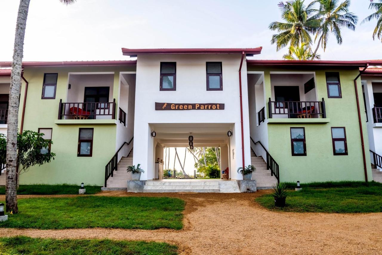 Green Parrot Beach Resort Tangalle Eksteriør billede