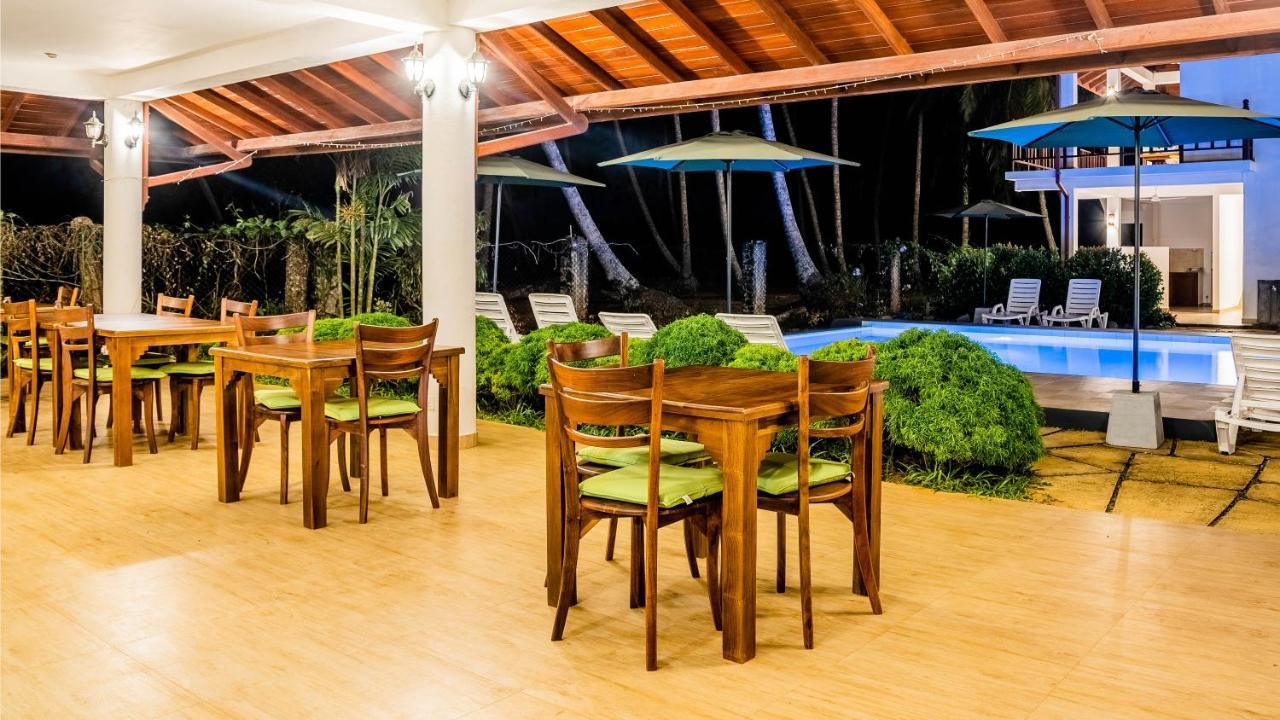 Green Parrot Beach Resort Tangalle Eksteriør billede